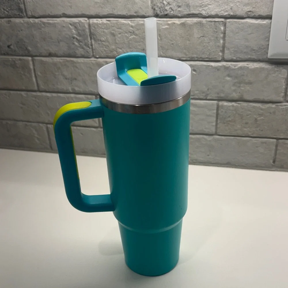 Stanley Teal Travel Mug with Lime Accent - Picture 5 of 9